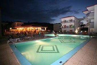 Aparthotel Royal Hotel