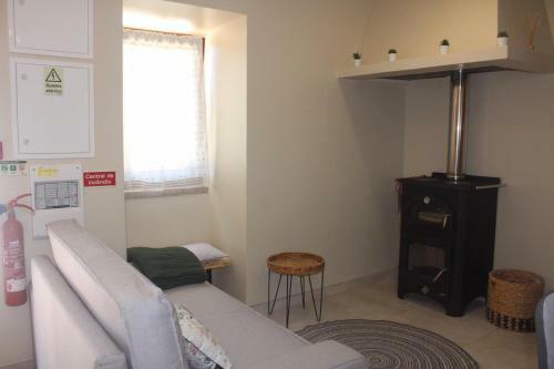 Casa R�stica Com Piscina Em Valen�a By Izibookings