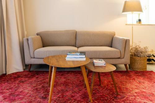 Boina Studio Apartment - Winecellars Experience