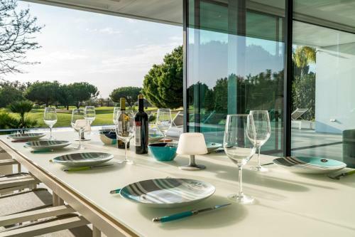 Villa Colinas Do Golfe Lux By Sapvillas
