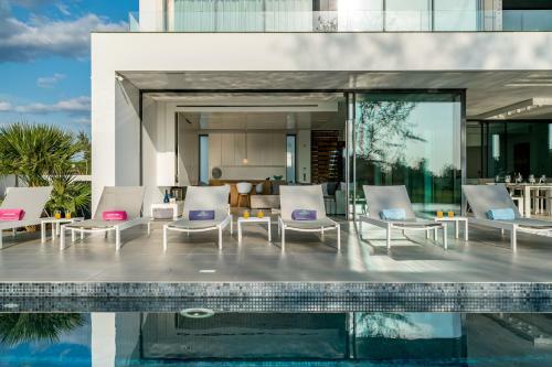 Villa Colinas Do Golfe Lux By Sapvillas