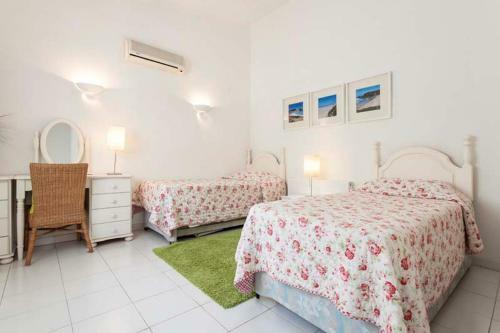 Vale Do Lobo Villa Sleeps 8 Pool Air Con T607951