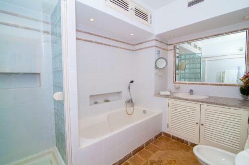 Vale Do Lobo Apartment Sleeps 4 Pool Wifi T480135
