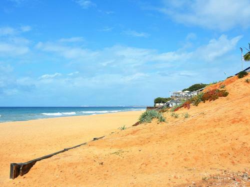 Vale Do Lobo Villa Sleeps 7 With Pool Air Con And Wifi