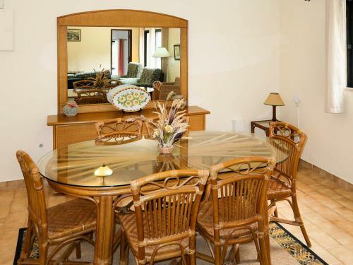 Vale Do Lobo Villa Sleeps 7 With Pool Air Con And Wifi