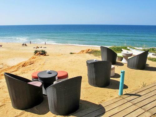 Vale Do Lobo Villa Sleeps 7 With Pool Air Con And Wifi