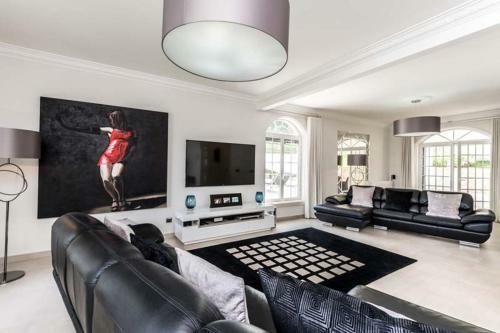 Quinta Do Lago Villa Sleeps 8 With Pool Air Con And Wifi