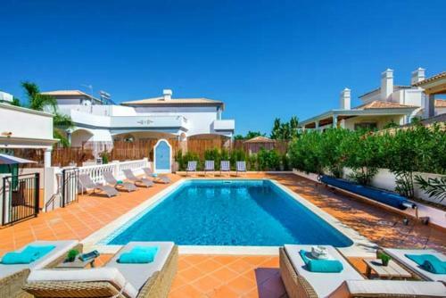 Vale Do Garrao Villa Sleeps 8 Pool Air Con T607877
