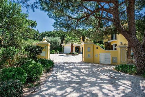 Quinta Do Lago Villa Sleeps 8 Pool Air Con T480398