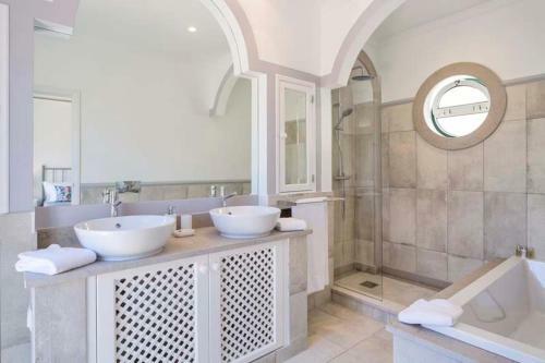 Quinta Do Lago Villa Sleeps 6 With Air Con And Wifi