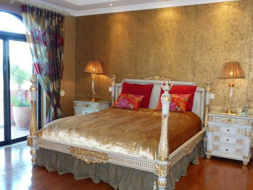 Villa In Quinta Do Lago Sleeps 10