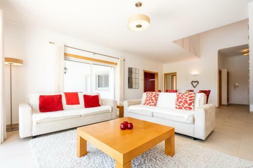 Villa Do Golfe - 3 Bedroom Villa With Private Pool