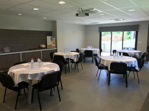 Hotel Tulip Inn Sainte Clotilde
