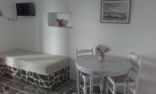 Artemis Apartments