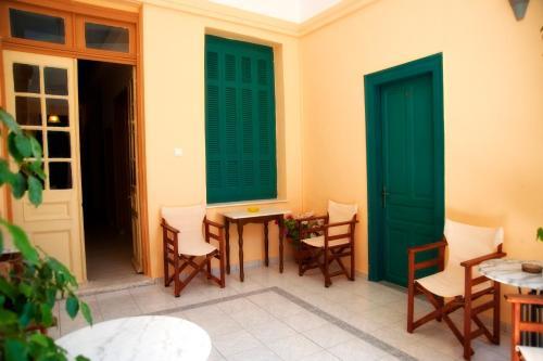 Avra Hotel