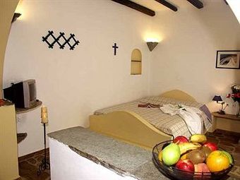 Hostal Vincenzo Family Rooms