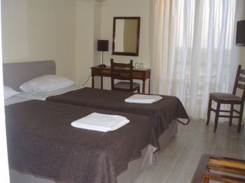 Hotel Delfinia