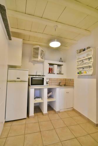 Golden Beach Hotel & Apartments