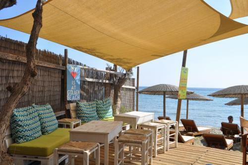 Golden Beach Hotel & Apartments