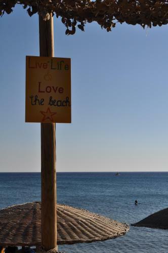 Golden Beach Hotel & Apartments