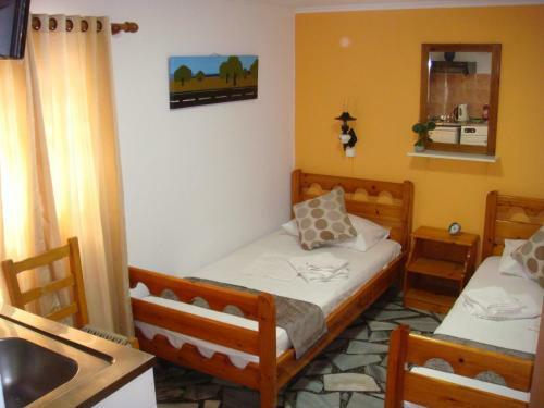 Apartamento Boussetil Rooms