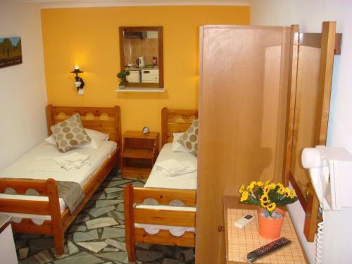 Apartamento Boussetil Rooms