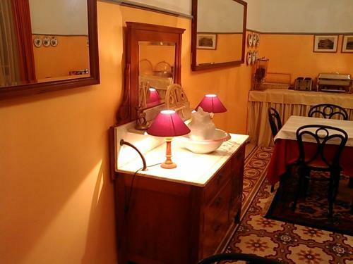 Tinion Hotel