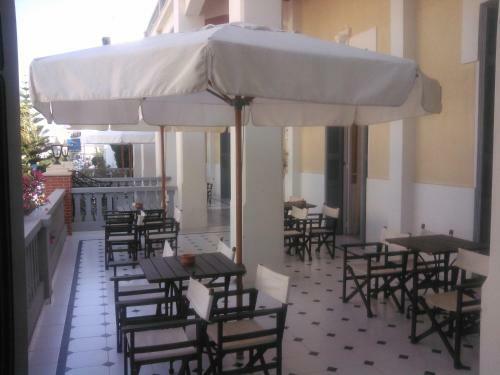 Tinion Hotel