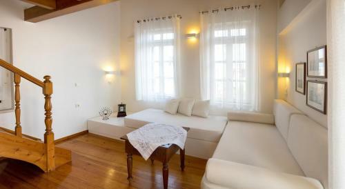 Hostal Ontas Traditional Hotel
