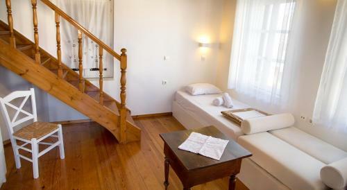 Hostal Ontas Traditional Hotel
