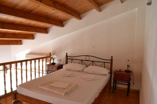 Hostal Ontas Traditional Hotel
