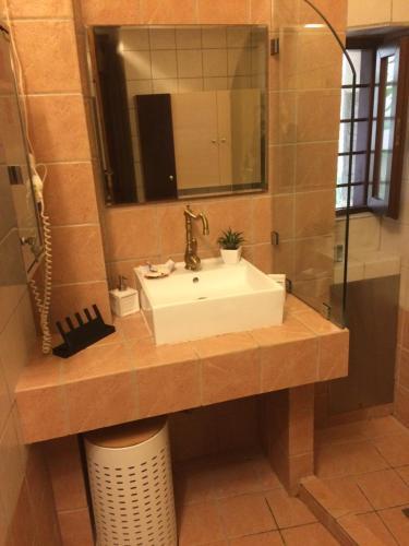 Hostal Rooms 47