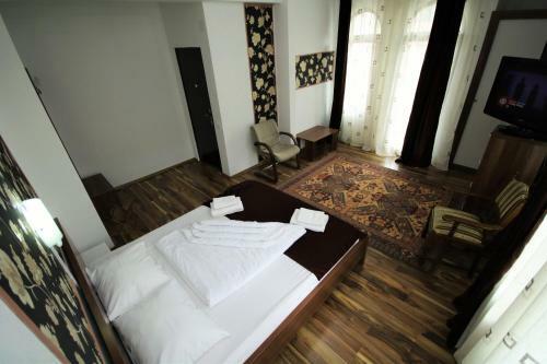 Hostal Pensiunea Eden