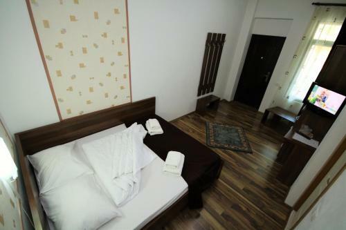 Hostal Pensiunea Eden