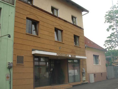 Hotel Pensiunea Mury