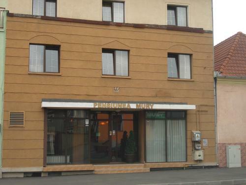 Hotel Pensiunea Mury