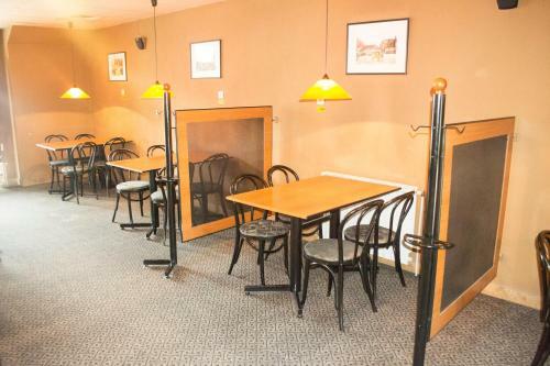 Hotel Pensiunea Mury