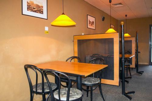 Hotel Pensiunea Mury