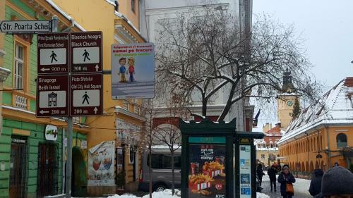 Hostal Zira Residence