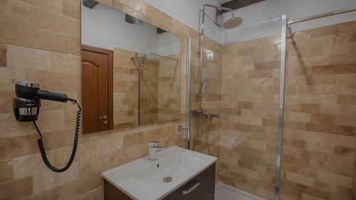Hostal Mer Guest House B&B