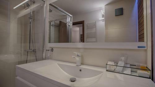 Hostal Mer Guest House B&B