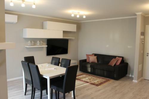 Apartament Promenada Coresi