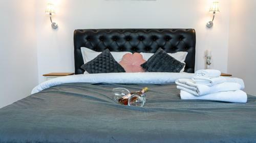 Avenue Parliament Hotel