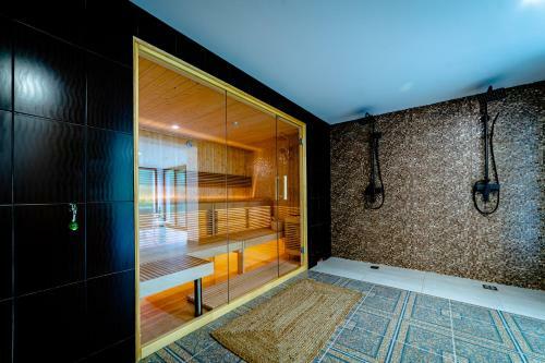 Yael Luxury Apartments 3