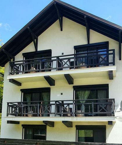 Hostal Chalet Ermitage