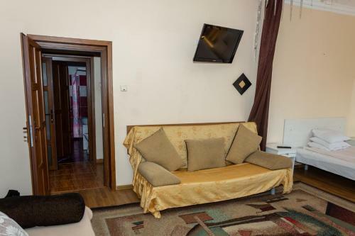 Hostal Pensiunea Sidonia