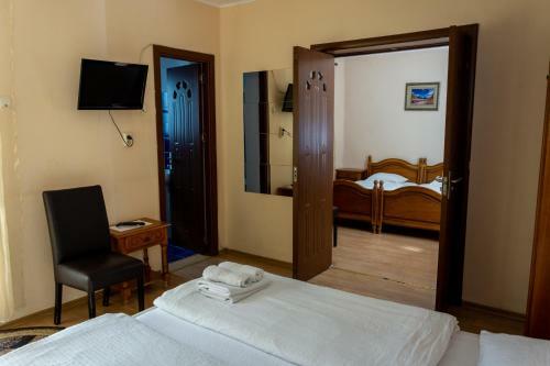 Hostal Pensiunea Sidonia
