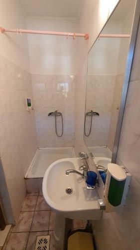 Hostal Pensiunea Sidonia