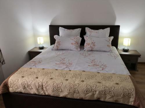 Hostal Dnt House & Spa