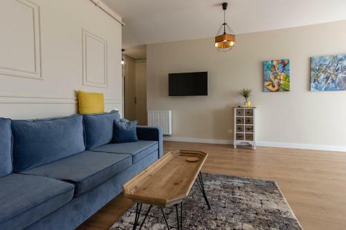 Ares Aparthotel